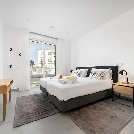 Apartment - Ocean View - 550m From Beach *