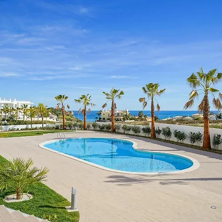 - Ocean View - 550m From Beach *